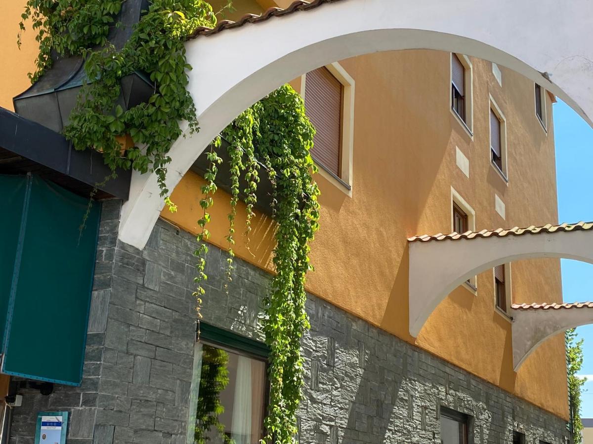 Hotel Zillners Einkehr *** Altheim Екстер'єр фото