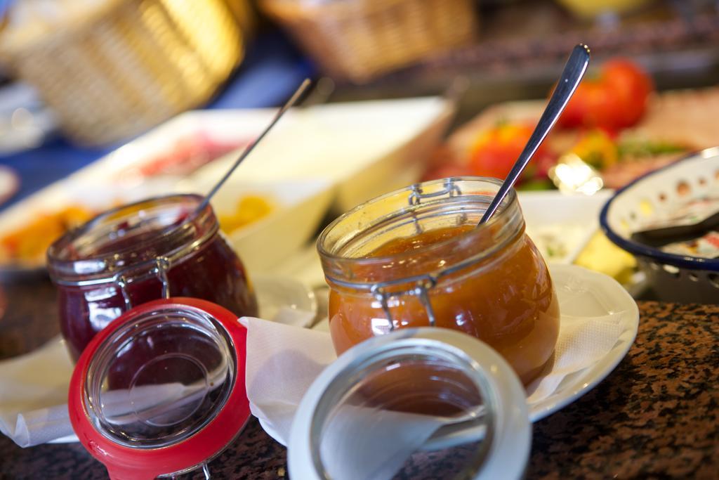 Hotel Zillners Einkehr *** Altheim Екстер'єр фото